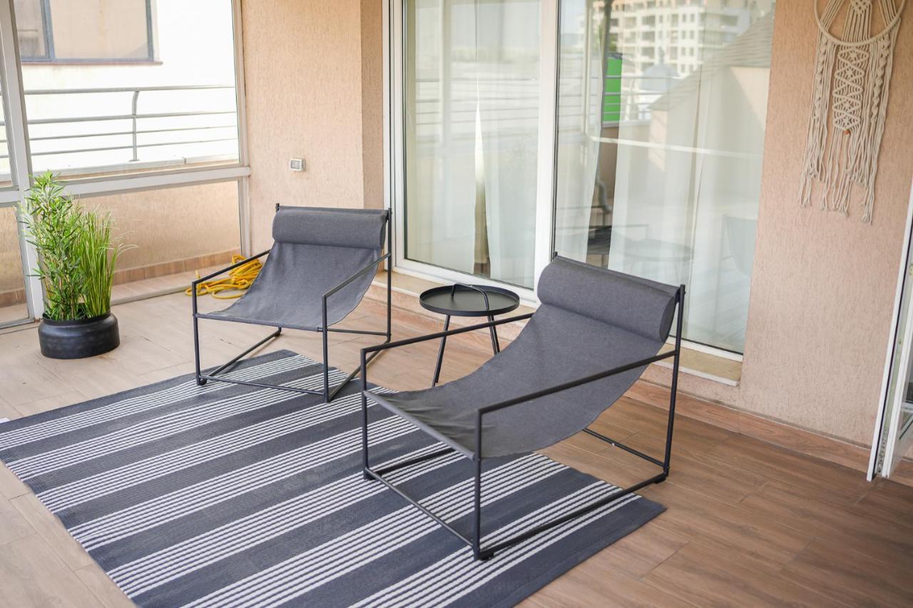 Penthouse With Huge Rooftop & Amazing City View Bucareste Exterior foto